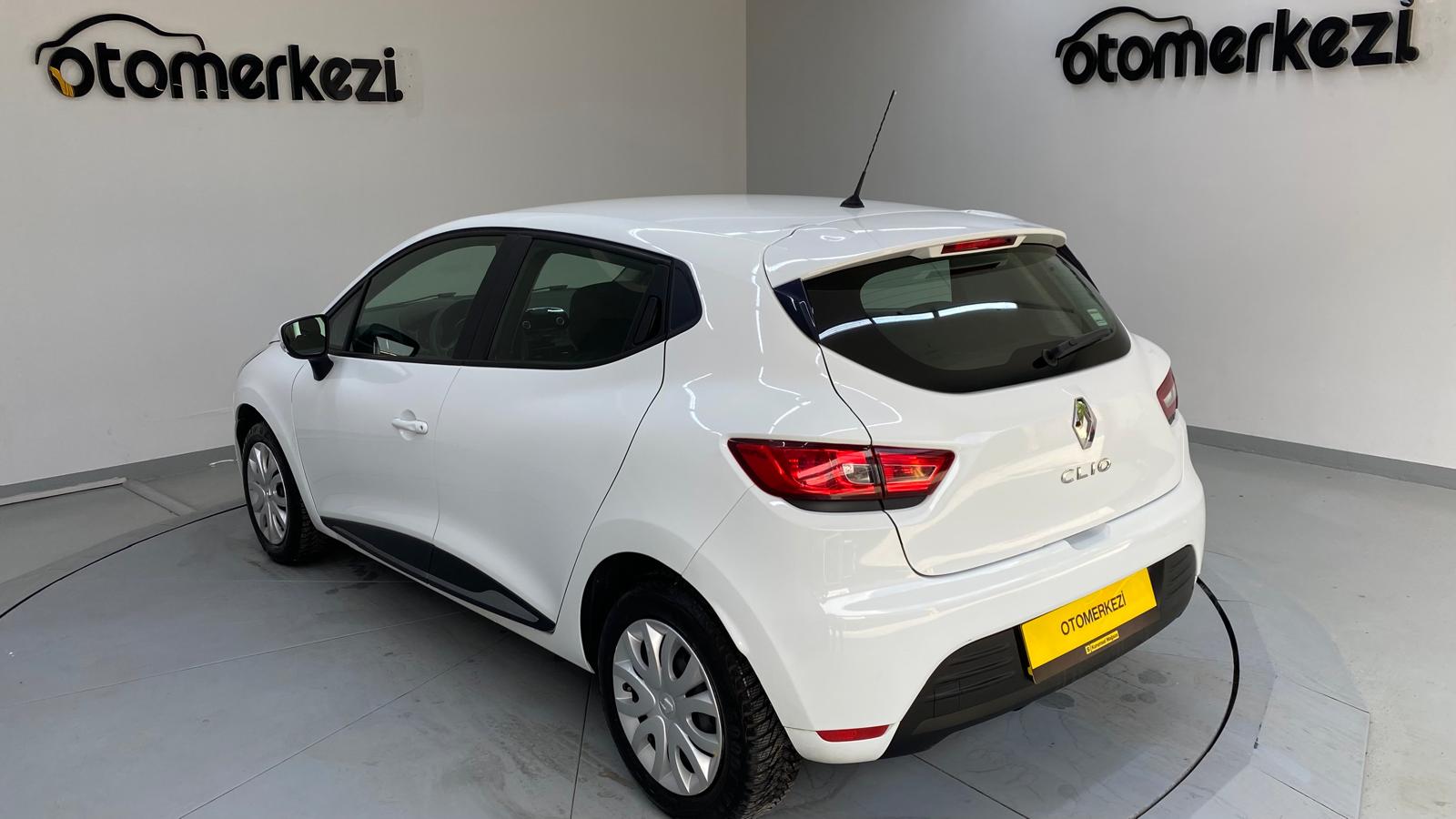 RENAULT CLIO 6